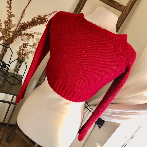 SOLD ✨Forever 21 Crop Top Sweater - Picture 2 of 3